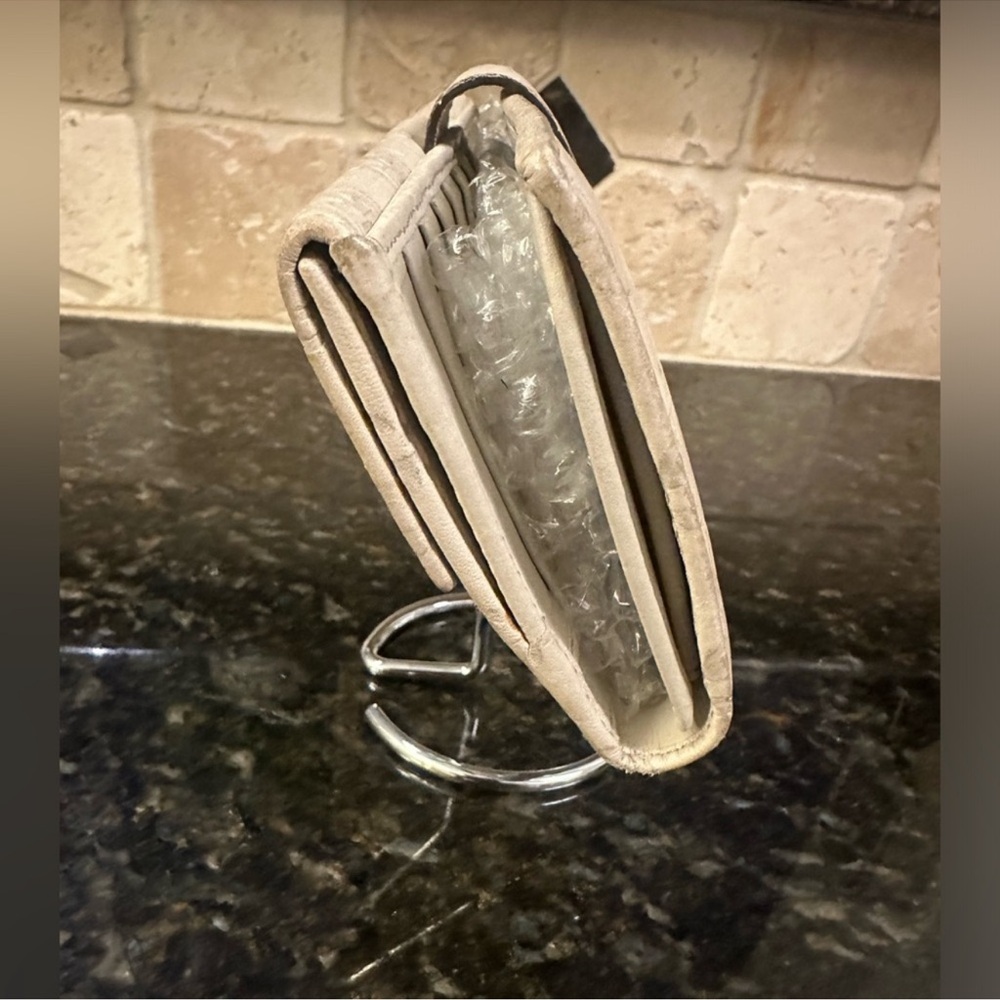 Gucci Guccissima Leather Script Flap Continental … - image 2